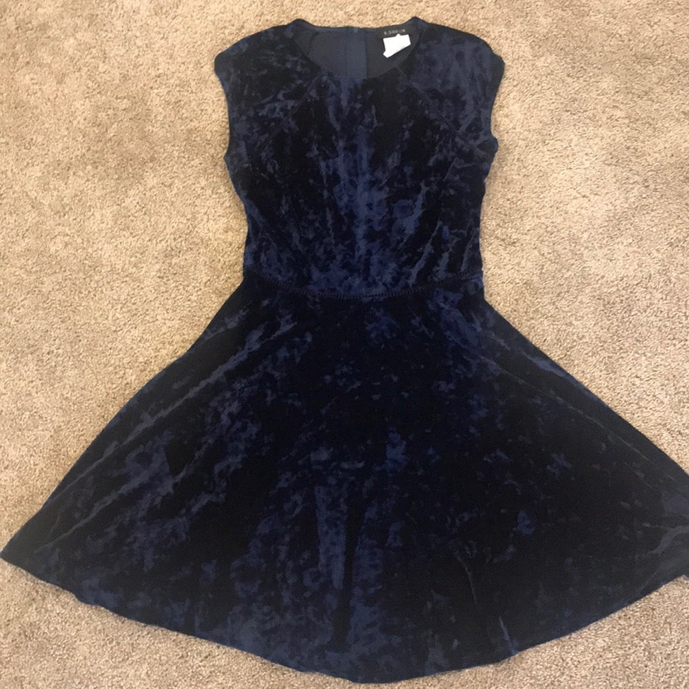 5/6 Swede blue skater dress never worn
